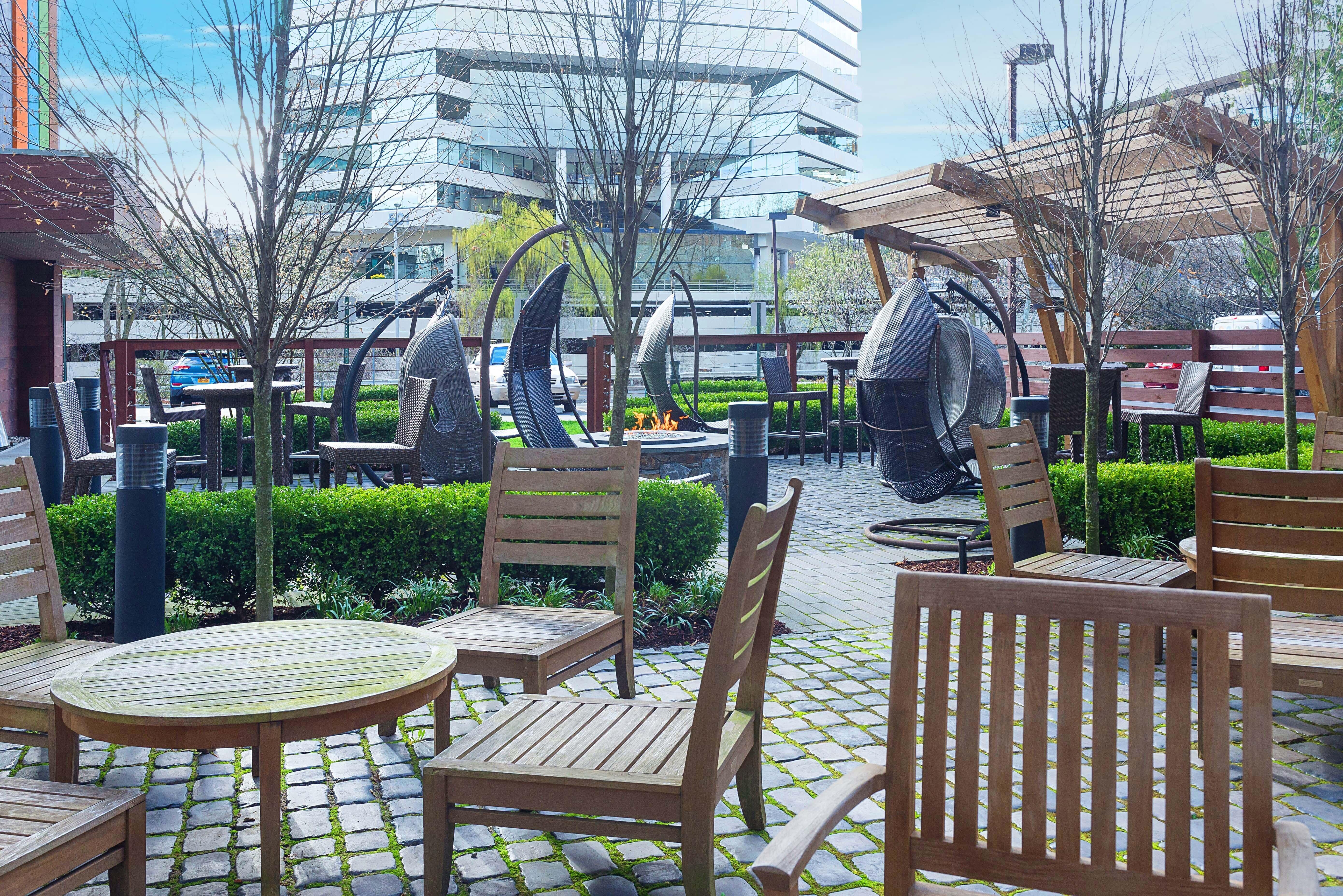 Even Hotel Norwalk By Ihg Ngoại thất bức ảnh